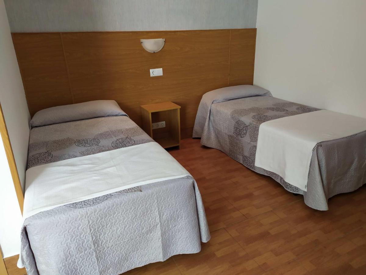Hotel Santa Cristina ポラ・デ・レナ エクステリア 写真
