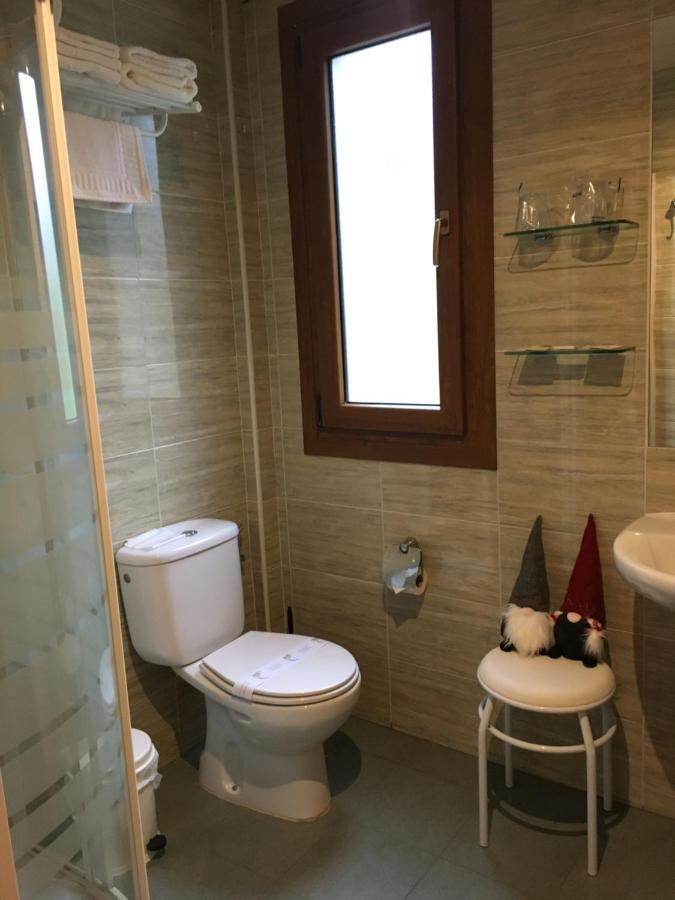 Hotel Santa Cristina ポラ・デ・レナ エクステリア 写真